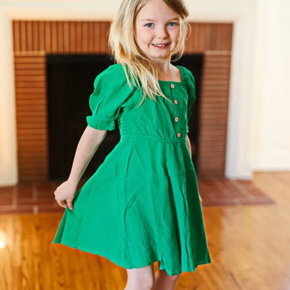 NWT  -Sizes-Sm-Med-Large & XL -Green Pleated Back Dress - Picture 2 of 6